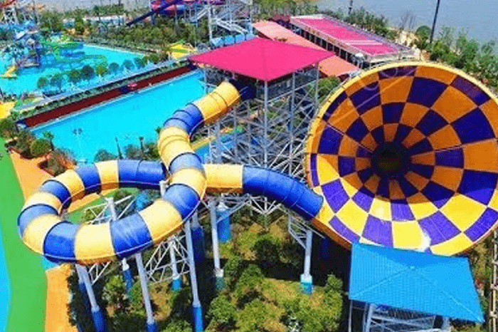 Sozo Water Park in Lahore